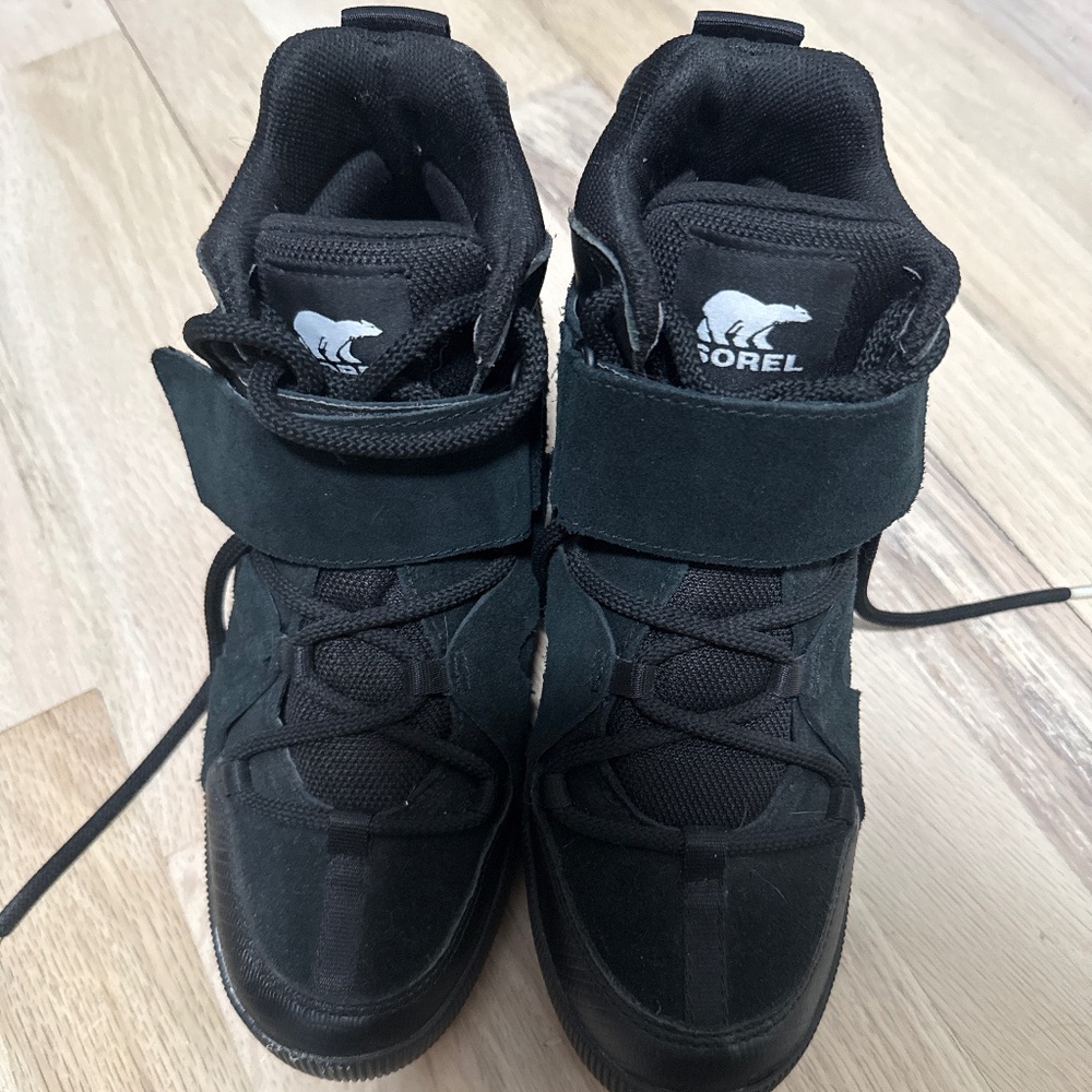 Sorel high top sneakers